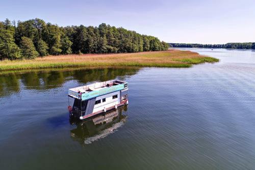Houseboat Poland - P?ywaj?cy Domek Na Mazurach