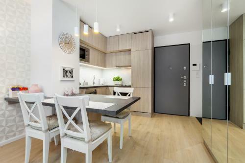 Apartamenty Black&white - Apartament Batory Five