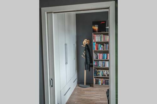 Przestronny Apartament W Kamienicy Blisko Dworca