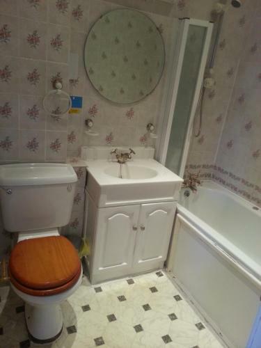 Hostal Kensington Hotel