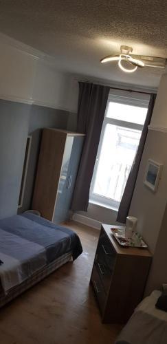 Hostal Kensington Hotel