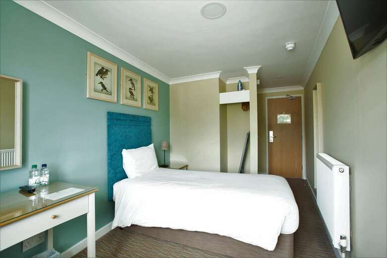 The Bridge House Hotel
