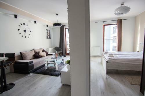 Flatbook - City Center Spa Apartments