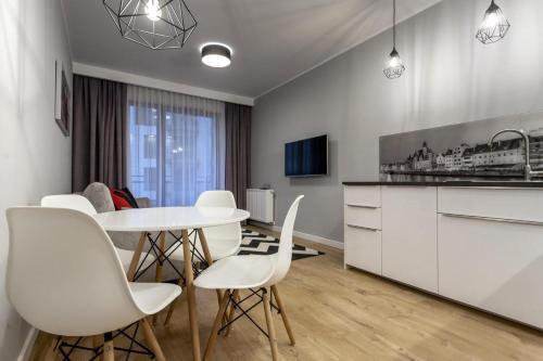 Flatbook - City Center Spa Apartments