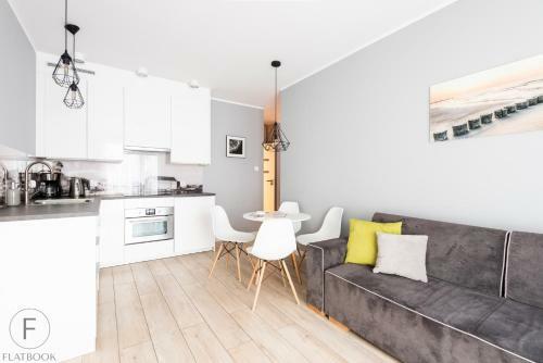 Flatbook - City Center Spa Apartments