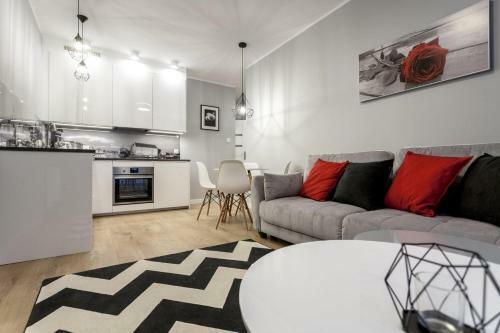 Flatbook - City Center Spa Apartments