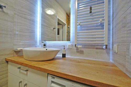Flatbook - City Center Spa Apartments
