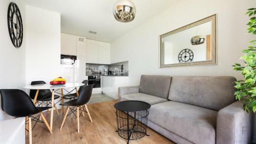 Flatbook - City Center Spa Apartments