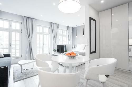 Viu White Moon Apartment