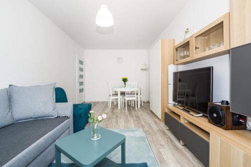 Discover Beaches From Quiet Relaxing Apartment For 6