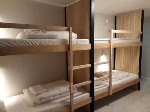Waterlane Island Hostel&apartments