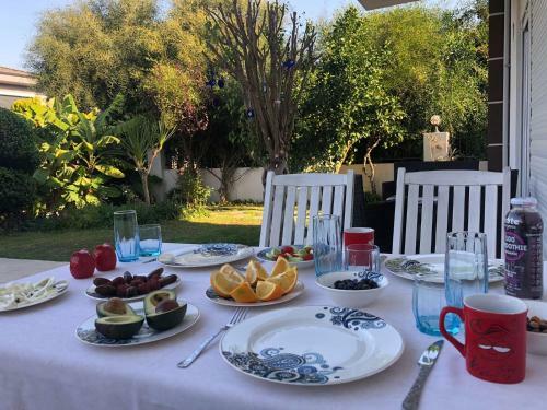 Apartamento A Cozy Flat 200 M To The Beach With A Mountain View