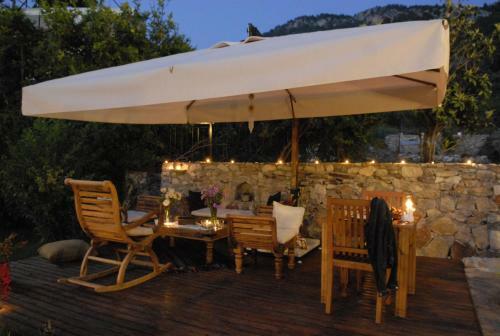 Villa An Unspoilt Setting, Luxurious Surroundings And A Warm, Personal Welcome