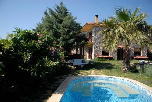 Villa An Unspoilt Setting, Luxurious Surroundings And A Warm, Personal Welcome