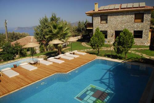 Villa An Unspoilt Setting, Luxurious Surroundings And A Warm, Personal Welcome