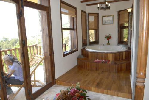 Villa An Unspoilt Setting, Luxurious Surroundings And A Warm, Personal Welcome