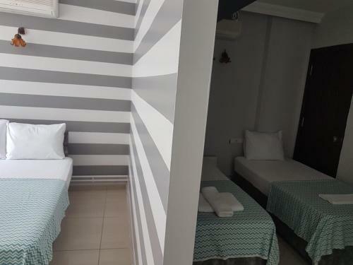 Hotel Lotus Otel