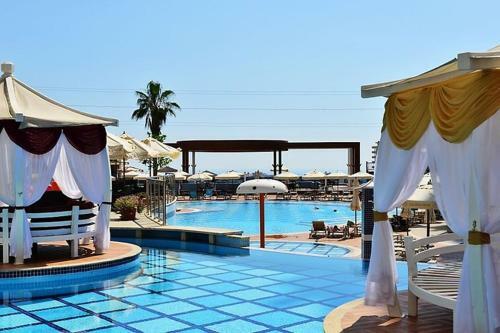 Apartamento Azura Park Residence