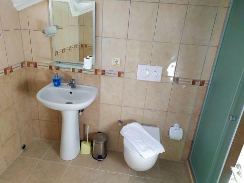 Bucak Apart Hotel G�cek & Beach