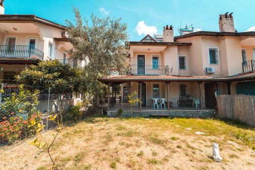 Peaceful Villa With Garden In Gocek, Fethiye