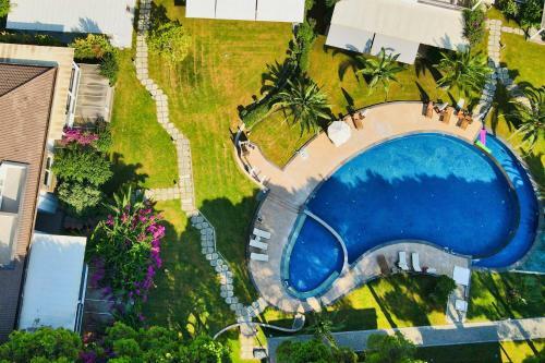 1 Bedroom Seafront Apart W/pool, Garden, Free Wifi