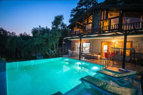 Villa Olive Akyaka Gokova Mugla Daily Weekly Rentals