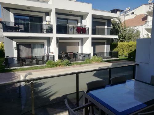 Ev Konforunu Aratmayacak Havuzlu Villa