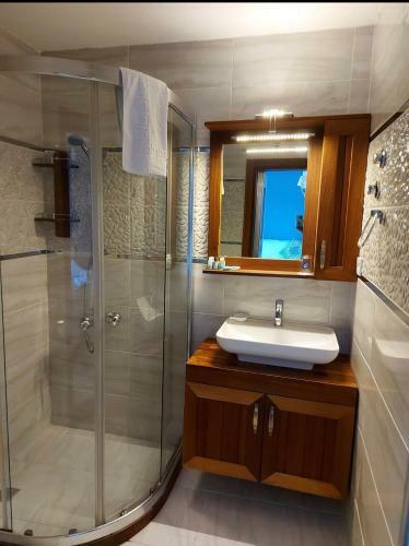 Bed & Breakfast Eleni (l&e) Pansiyon
