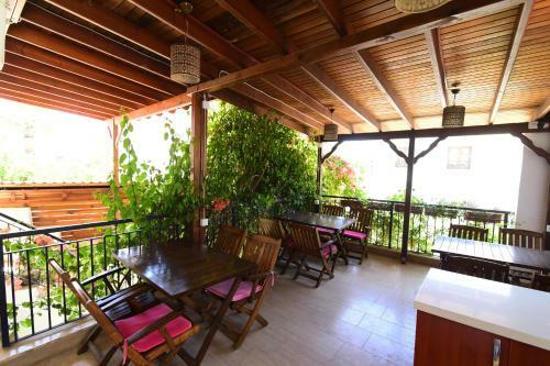 Bed & Breakfast Eleni (l&e) Pansiyon