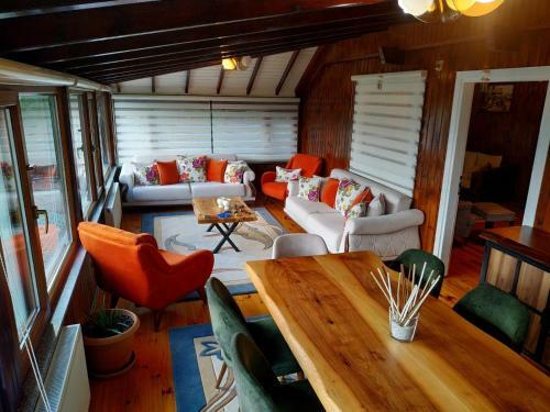 Villa Ye?il Bah�e �iftlik Evi