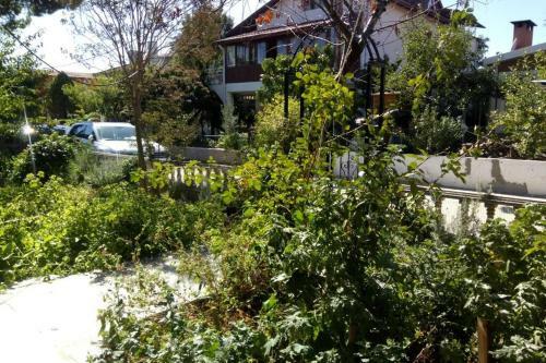 3+1 Guarded Villa, Big Garden, Close To The Beach