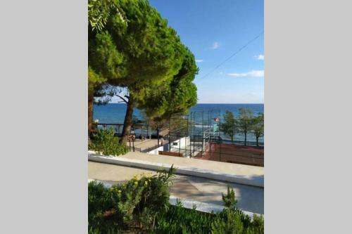 3+1 Guarded Villa, Big Garden, Close To The Beach