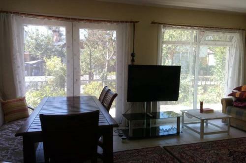 3+1 Guarded Villa, Big Garden, Close To The Beach