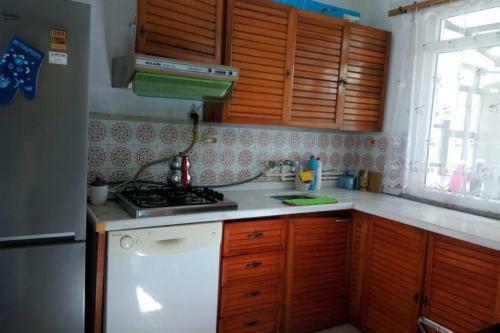 3+1 Guarded Villa, Big Garden, Close To The Beach
