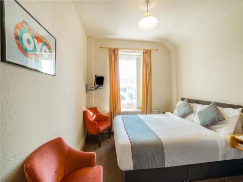 The Cumberland Hotel