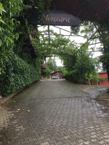 Bed & Breakfast Menzara Restaurant Konaklama