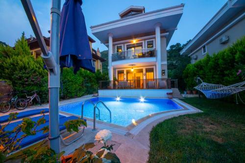 Villa Diva Icmeler Daily Weekly Rentals