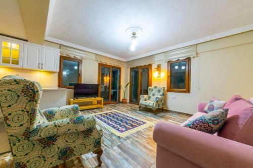 Jasmin Villa With Pool Daily Weekly Rentals