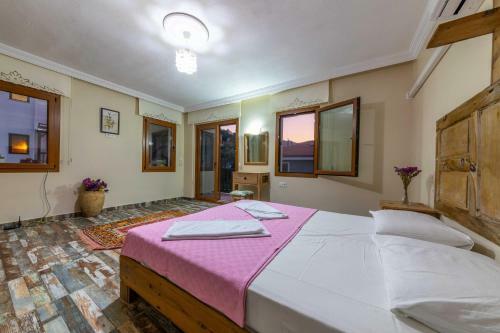 Jasmin Villa With Pool Daily Weekly Rentals