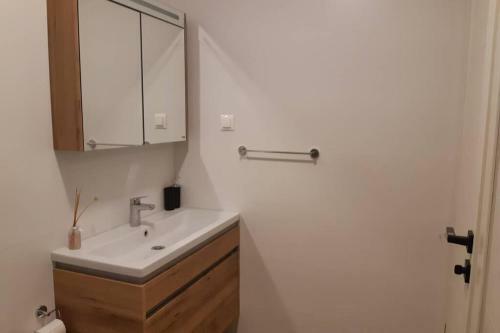 Duplex Mod Apartment 50m From The Beach