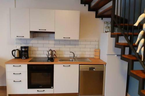 Duplex Mod Apartment 50m From The Beach
