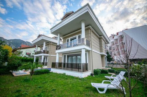 Villa Gunes Icmeler Daily Weekly Rentals