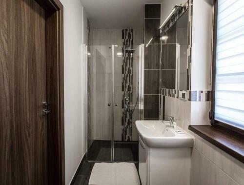 Hotel Noclegi Gawra