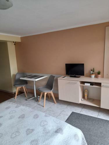 Apartament Jednosci Narodowej