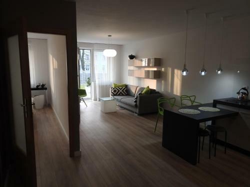 Apartament Z Ogrodem Wi?niowy Sad
