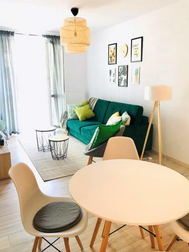 Pineapple Apartment