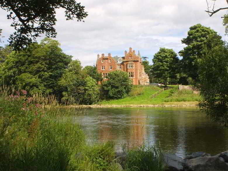 Dryburgh Abbey Hotel