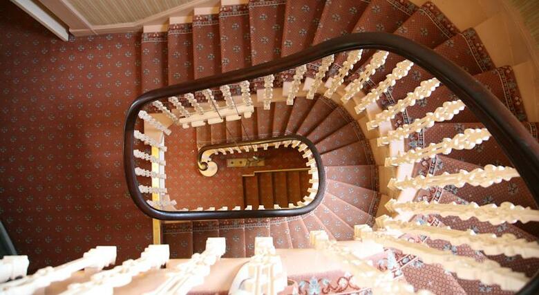 Dryburgh Abbey Hotel