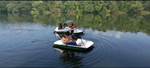 Crystal River View Homestay Kuttampuzha
