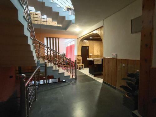 Hotel Blue Pine Keylong